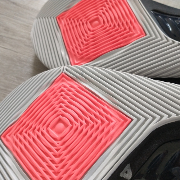 UA Steph Curry 5 Tokyo Nights Under Armour Men size 10 NEW w/out tags - Picture 14 of 14